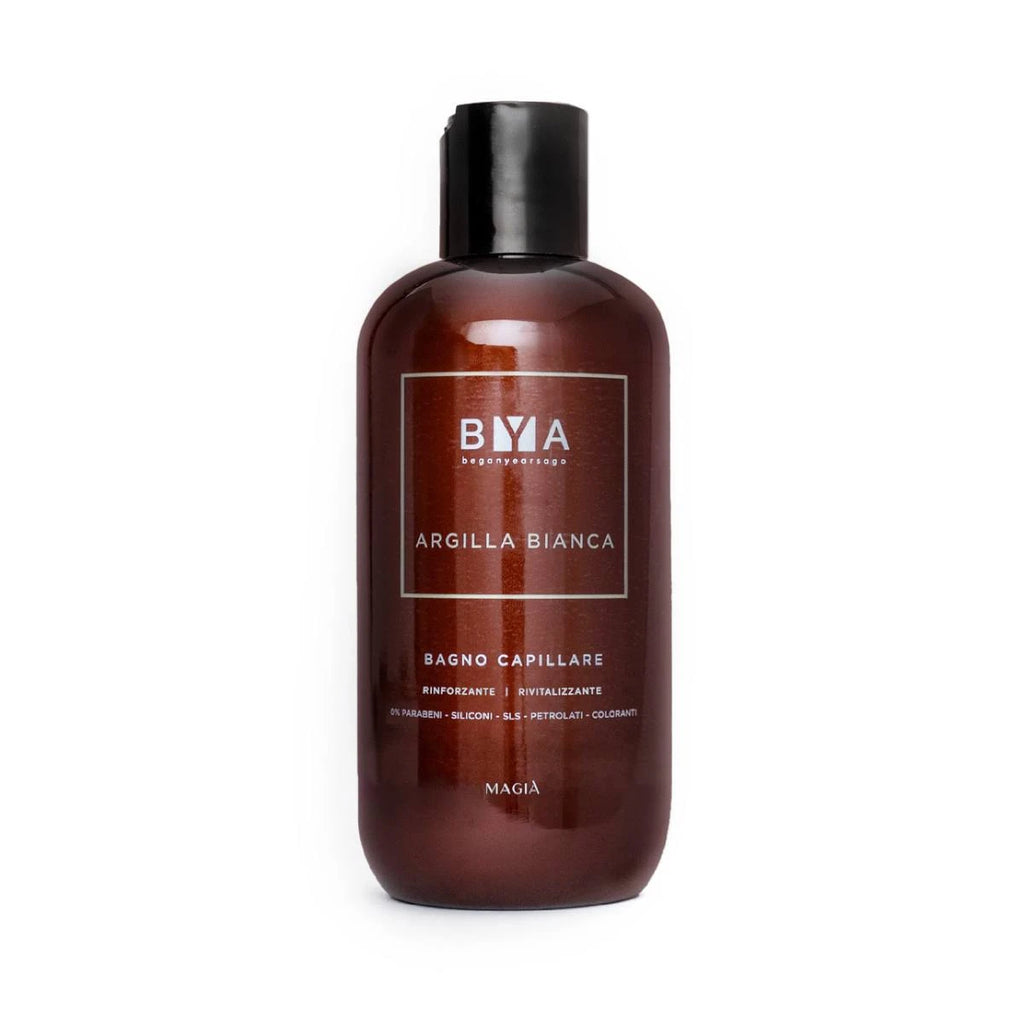 BYA | Haarbad mit weißer Tonerde: Shampoo für empfindliche Kopfhaut und glanzloses Haar – 250 ml.